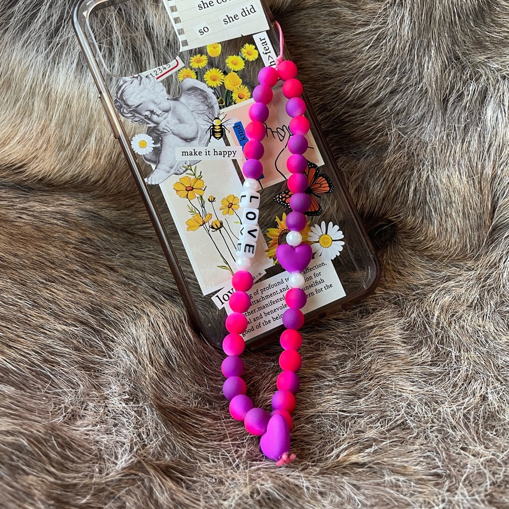 Beaded phone charm